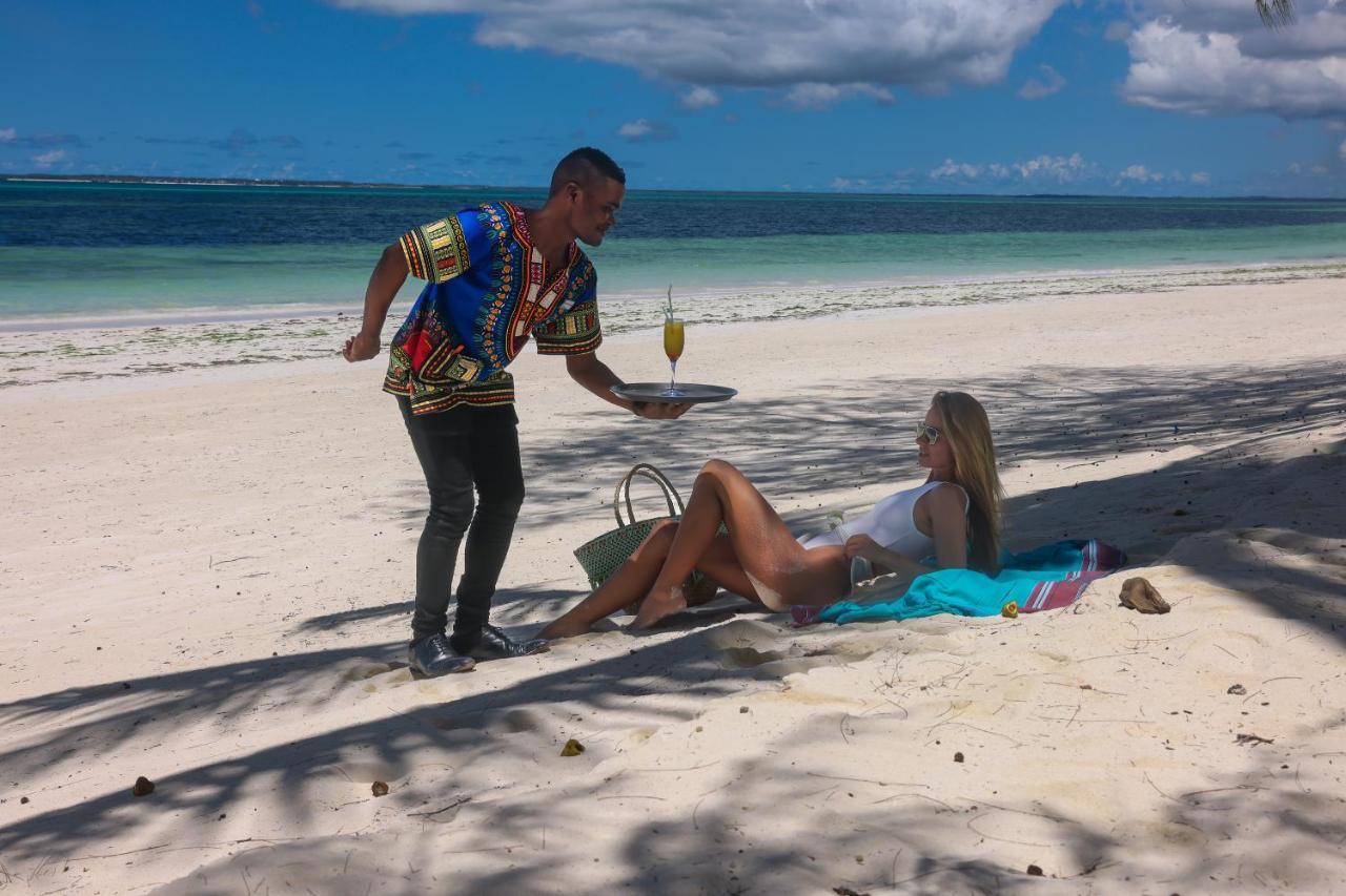 F-Zeen Boutique Hotel Zanzibar Uroa Bagian luar foto
