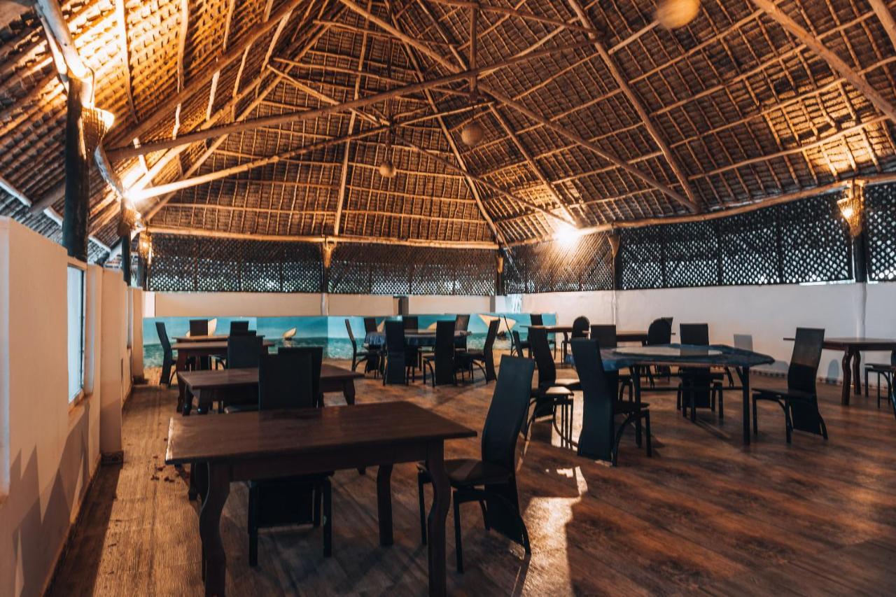 F-Zeen Boutique Hotel Zanzibar Uroa Bagian luar foto