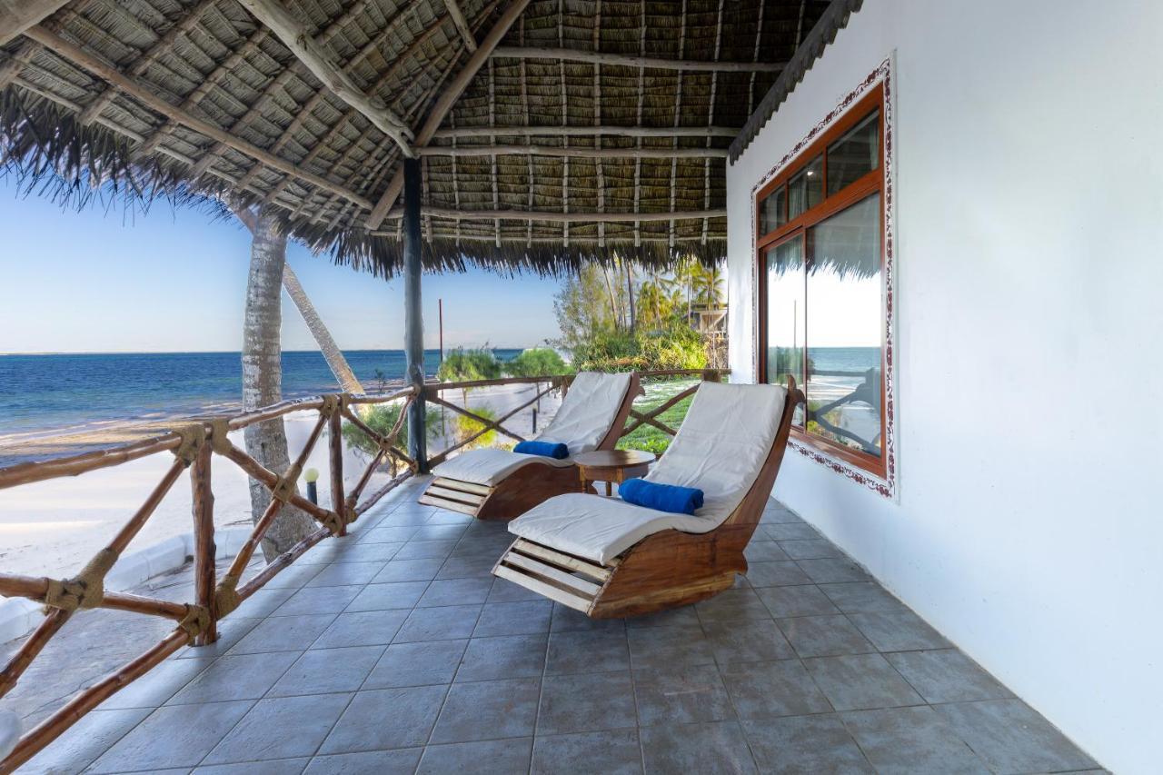 F-Zeen Boutique Hotel Zanzibar Uroa Bagian luar foto