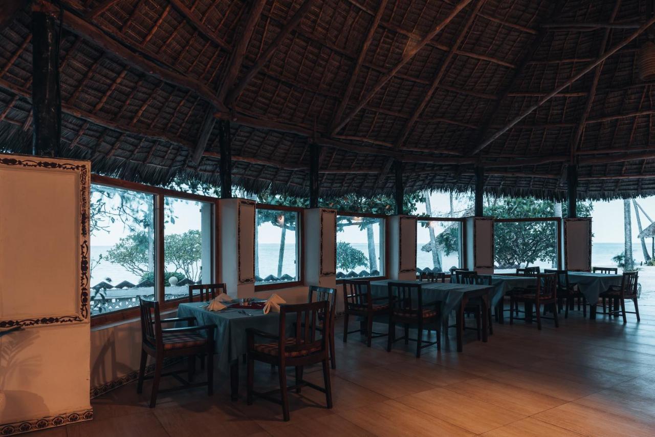 F-Zeen Boutique Hotel Zanzibar Uroa Bagian luar foto