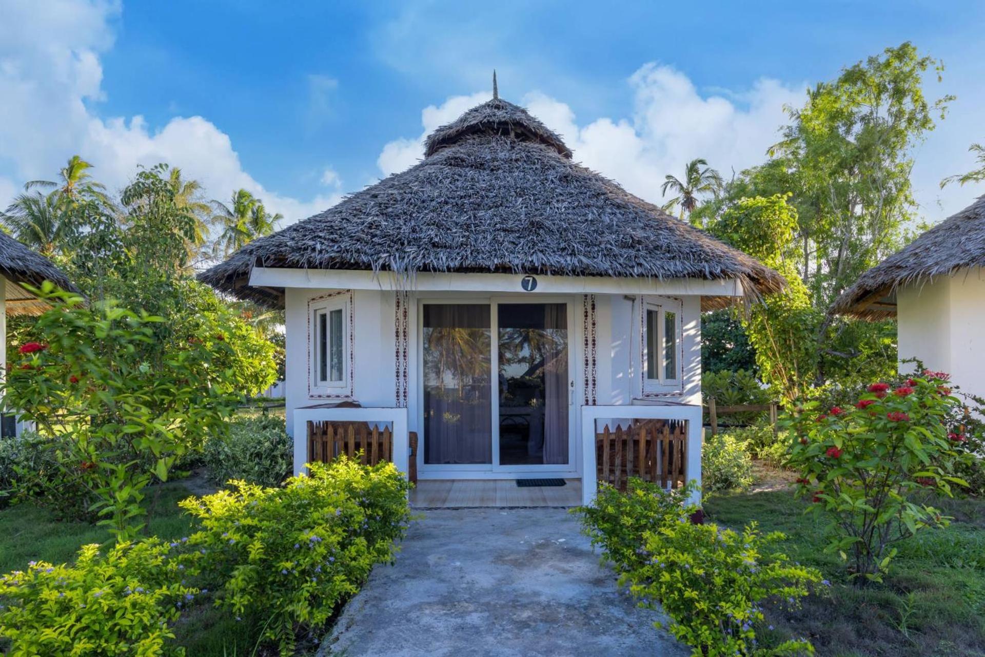 F-Zeen Boutique Hotel Zanzibar Uroa Bagian luar foto