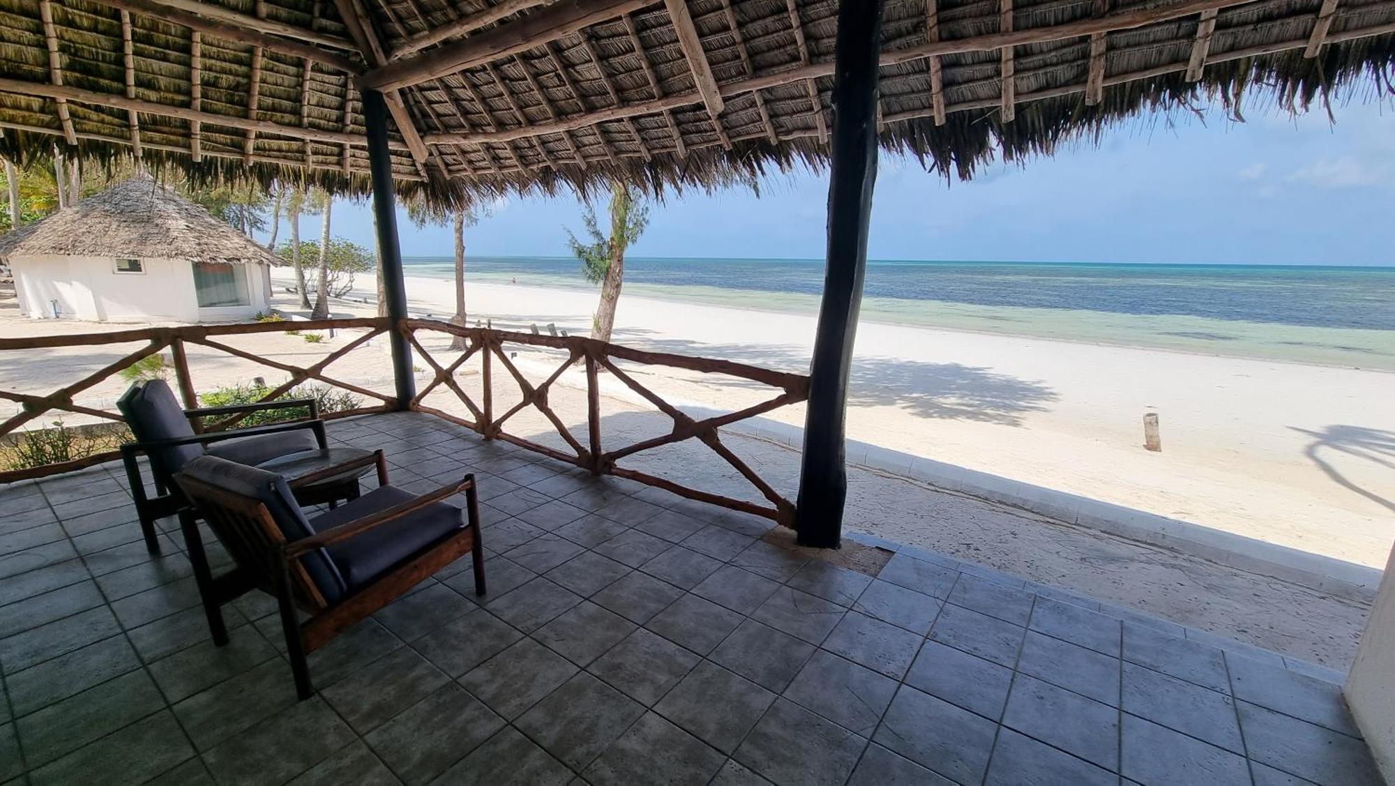 F-Zeen Boutique Hotel Zanzibar Uroa Bagian luar foto